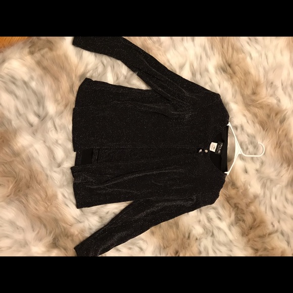 Two pieces top silver sequences 🌟 - Picture 8 of 14